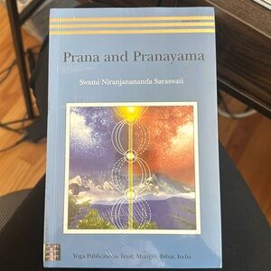 Prana and Pranayama by Swami Niranjananananda Saraswati - NEW